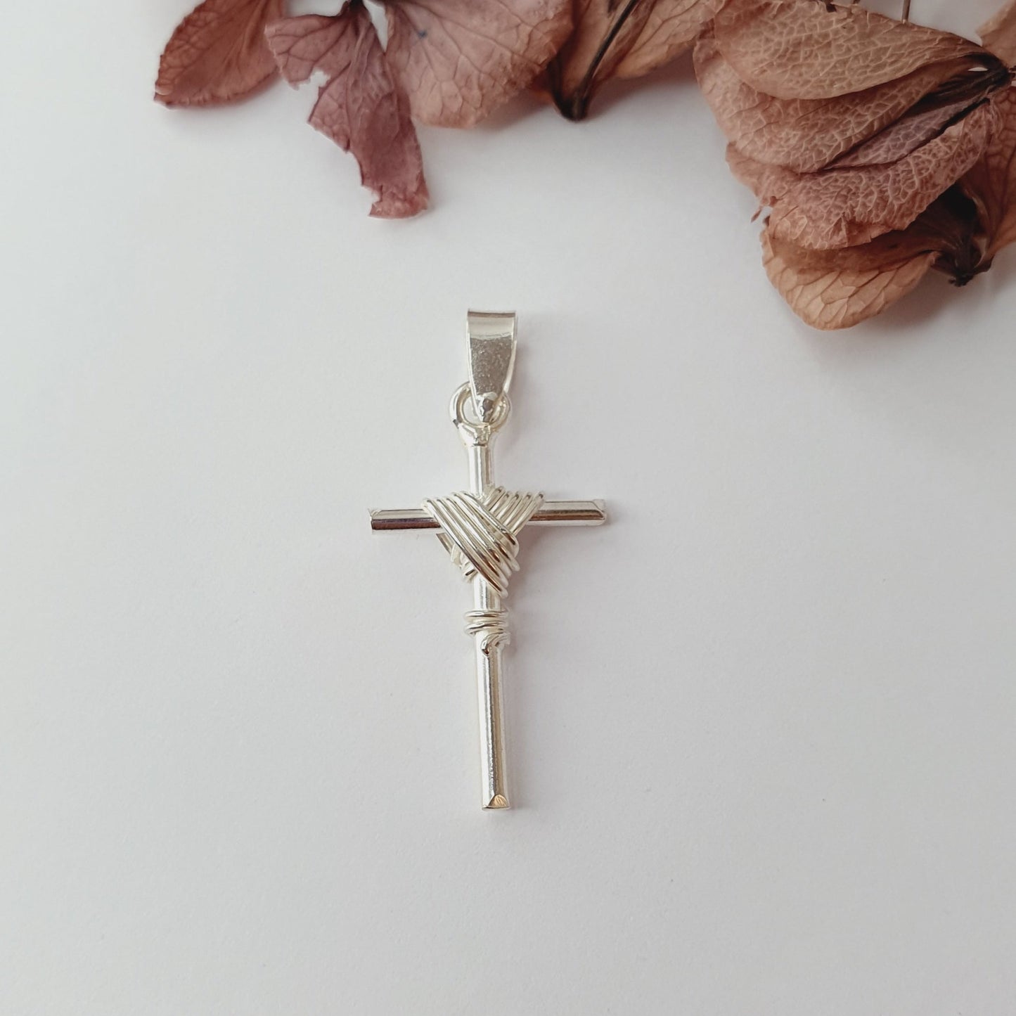 Cruz Plata Manto de Cristo 25 mm - Joyas Alicanto