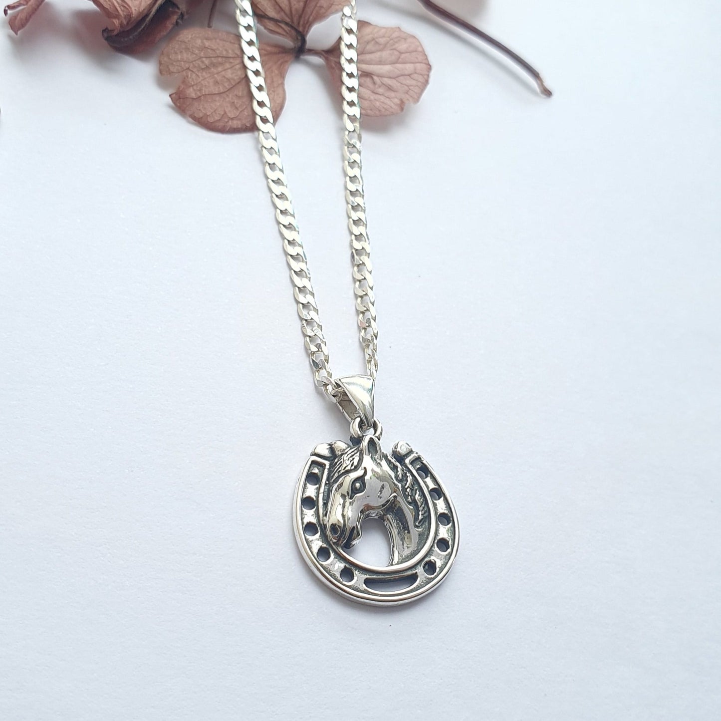 Colgante Plata Herradura con Caballo