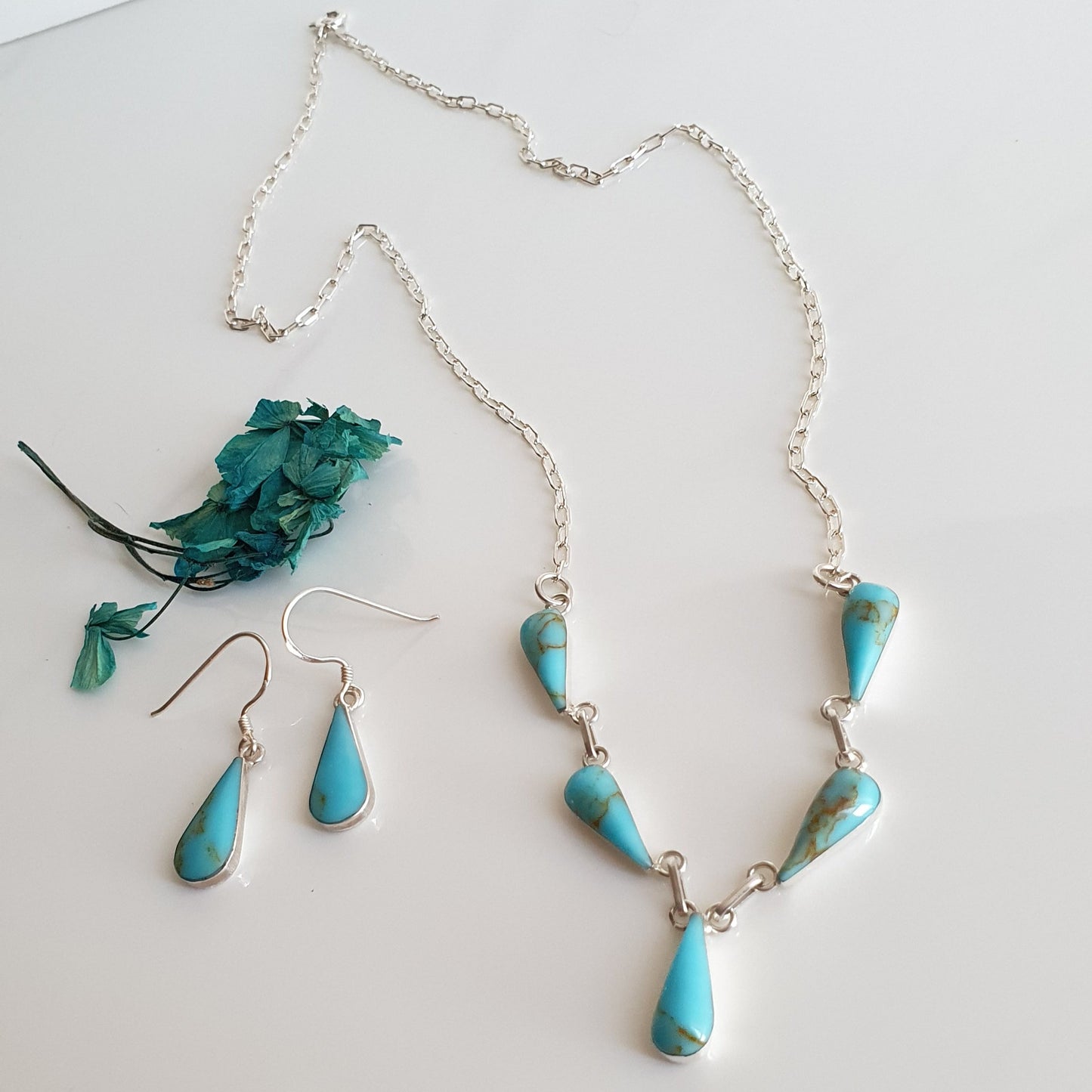 Conjunto Gota Plata con Piedra Turquesa Natural