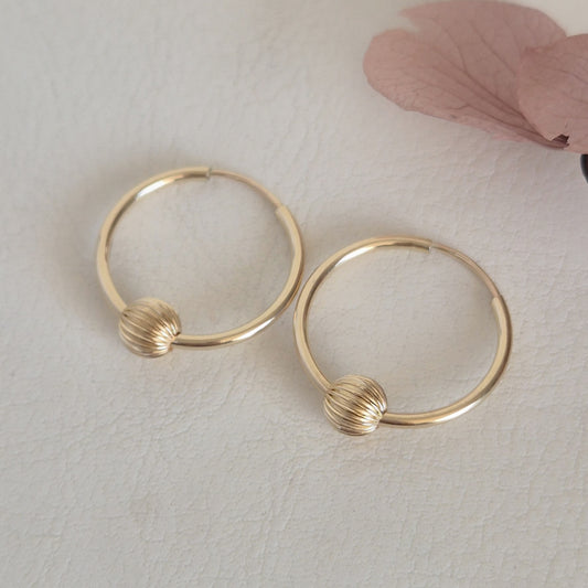 Aro Oro 14k G.F argolla con bolita facetada 17mm