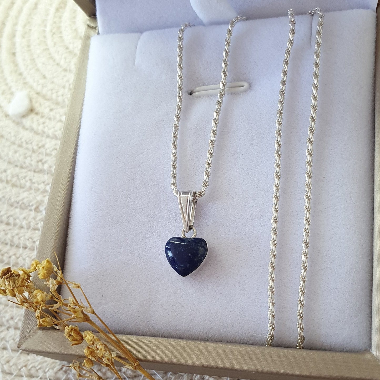 Colgante Plata Mini Corazon Lapislazuli.