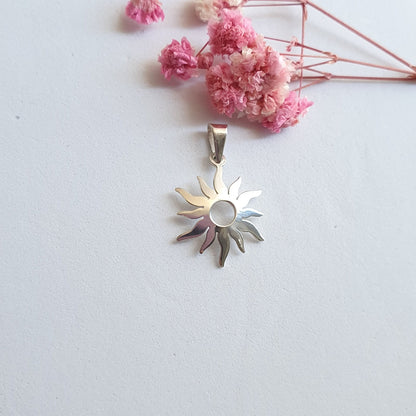Colgante Plata Mini Sol. - Joyas Alicanto