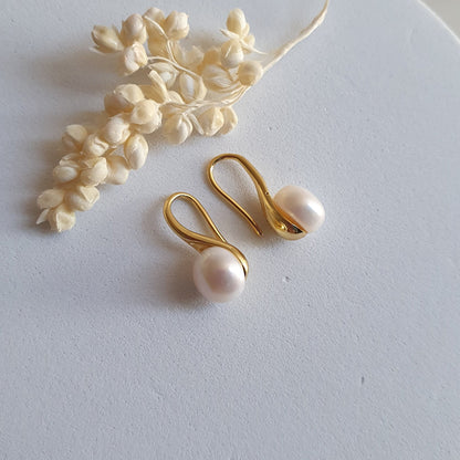 Aro Plata Dorada con Perla Natural - Joyas Alicanto