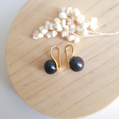 Aro Plata Dorada con Perla Natural Negra - Joyas Alicanto