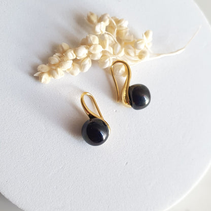Aro Plata Dorada con Perla Natural Negra - Joyas Alicanto