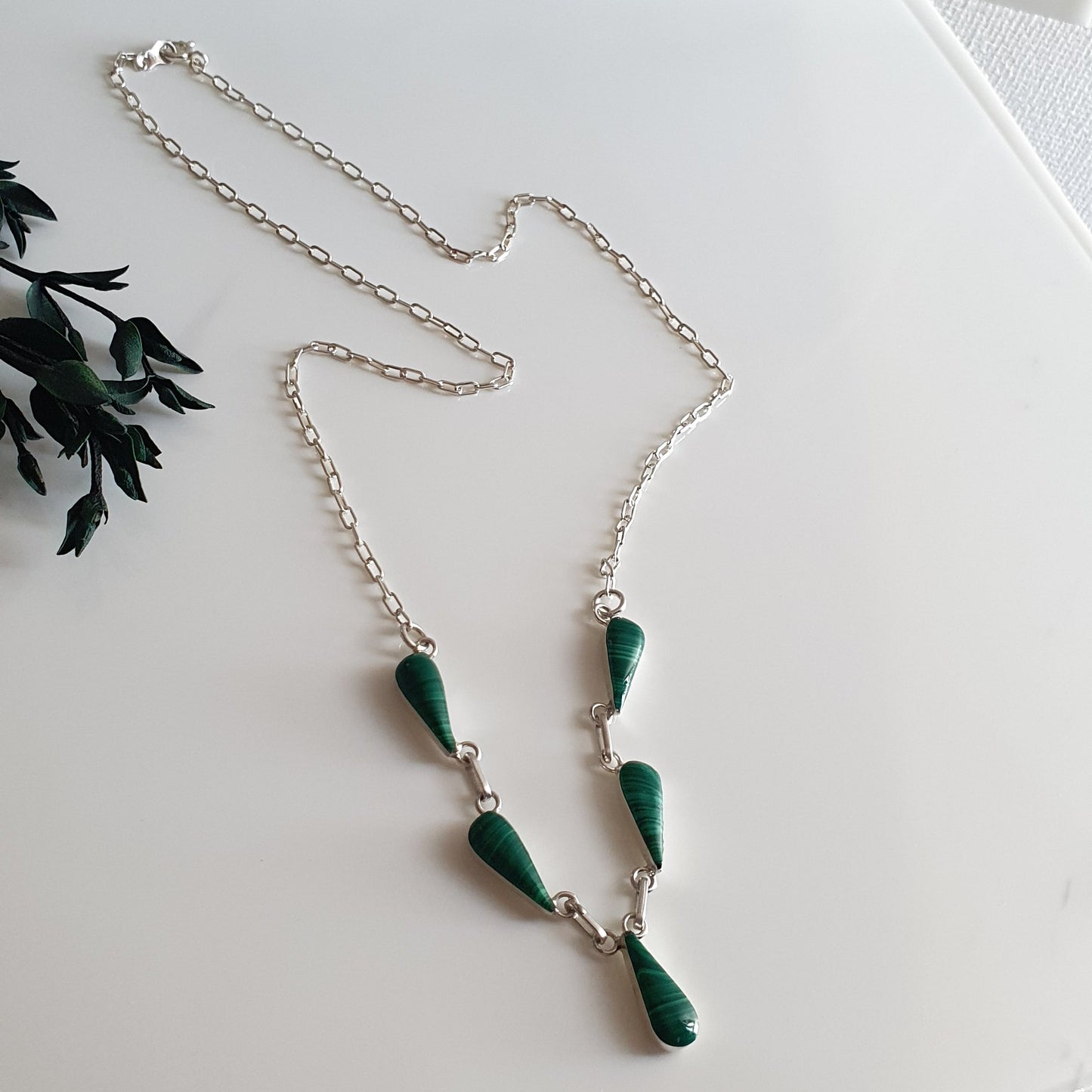 Conjunto Gota Plata con Piedra Malaquita Natural