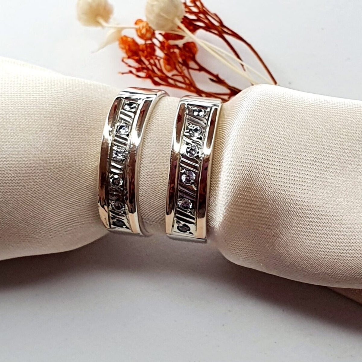 Anillo Cintillo Plata con Oro 18kt.
