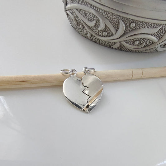 Colgante Plata Corazón Partido 20mm