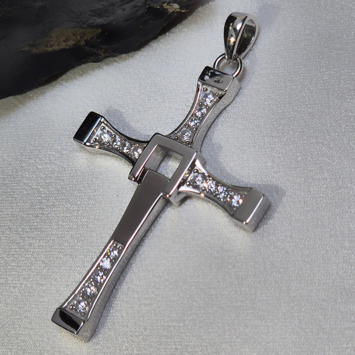 Cruz de Plata 925 estilo Toretto