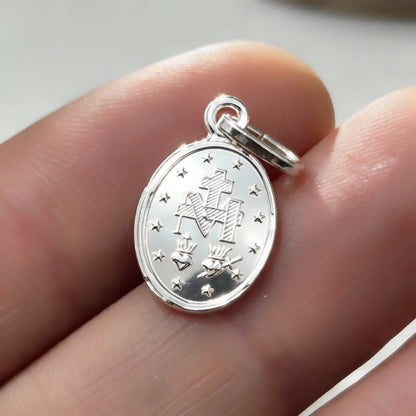 Medallita Virgen de los Rayos Plata 925 – 13 mm